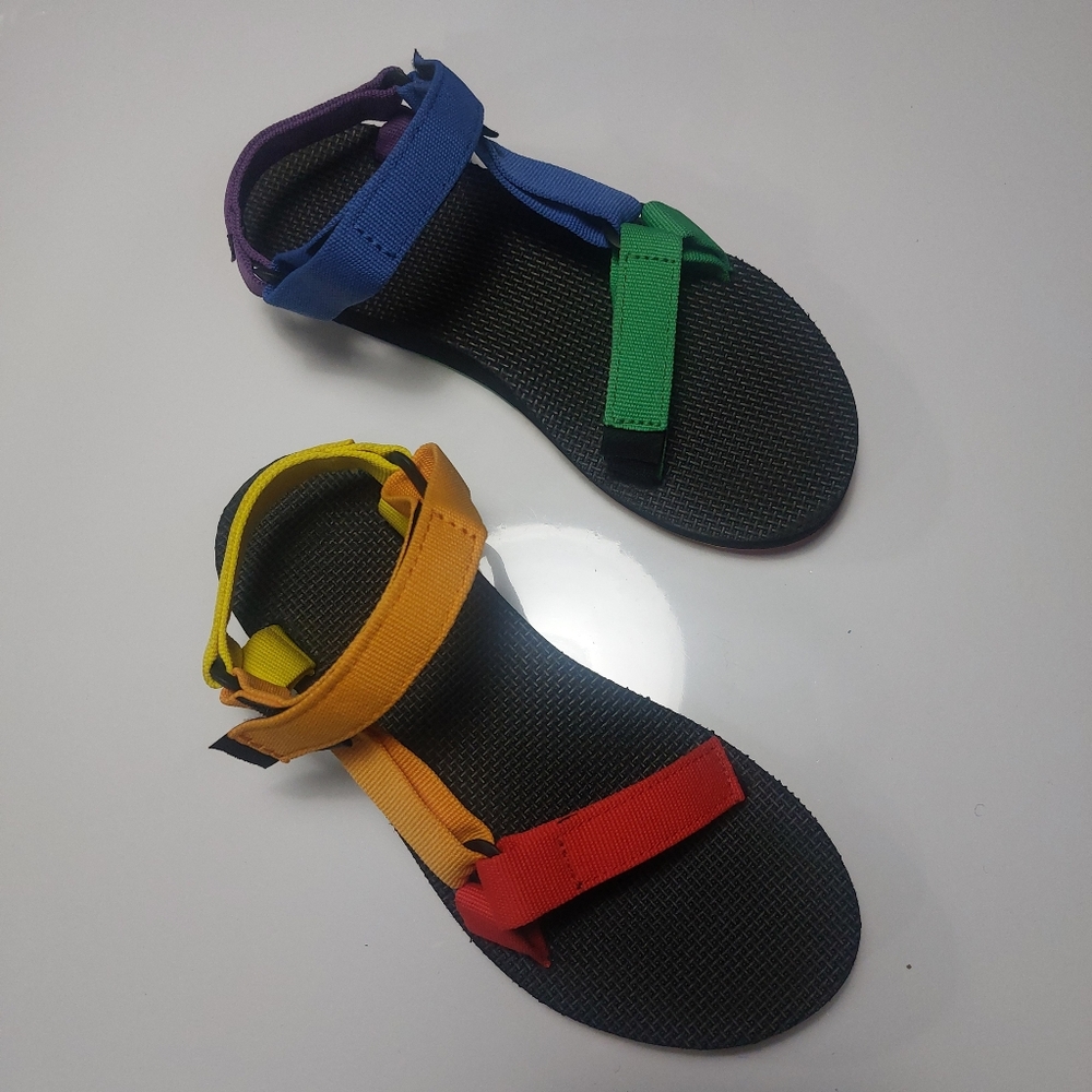 TEVA Sandals Size 9 - Picture 2 of 8